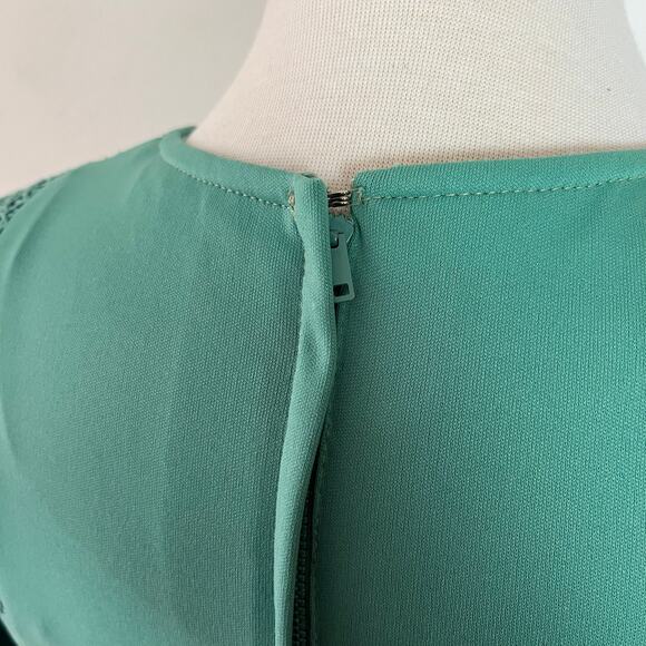 Vintage 60s / 70s Turquoise Mini Dress // Size XS - Picture 4 of 9